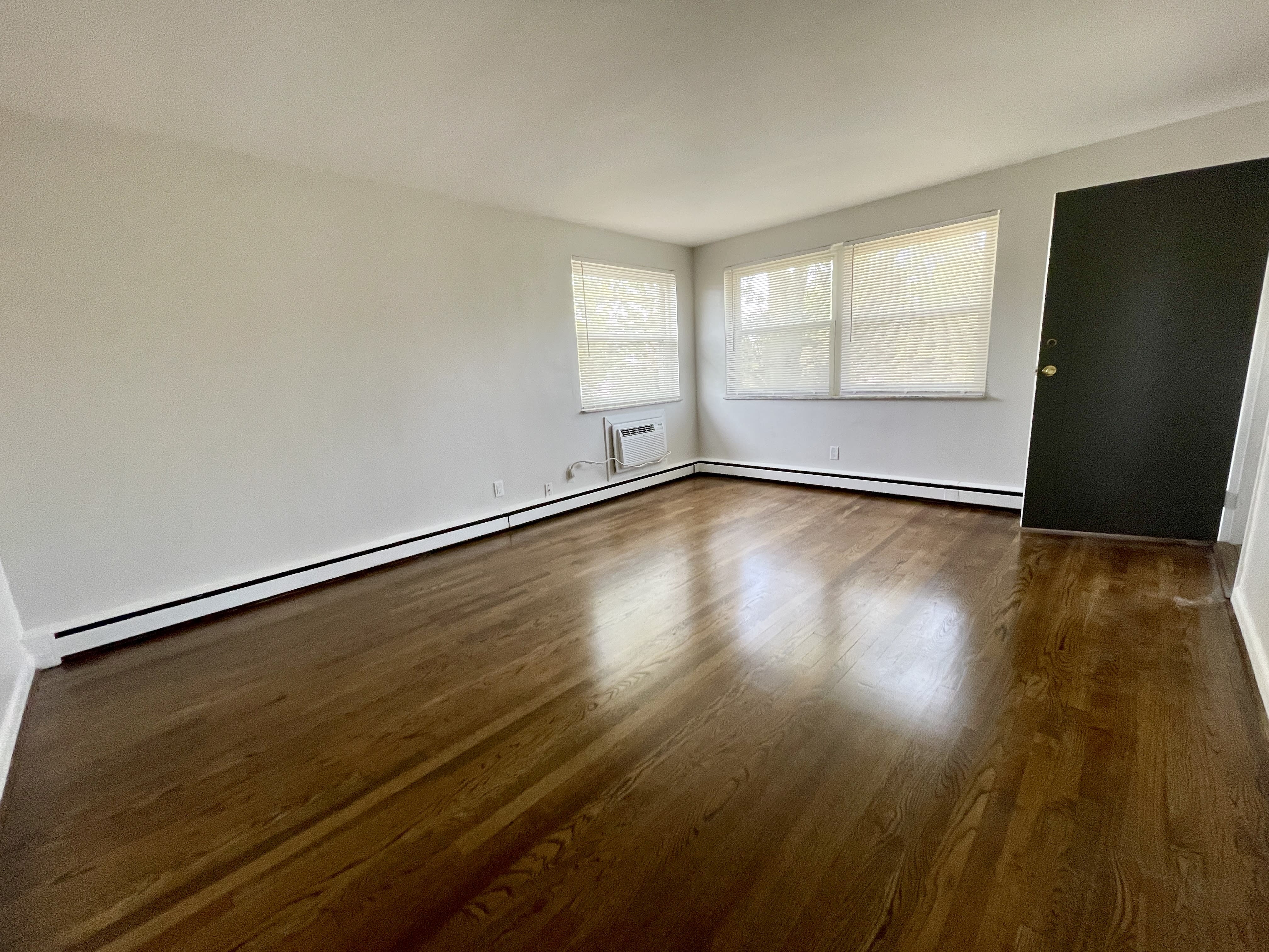 4191 Hoffman Ave – photo 5