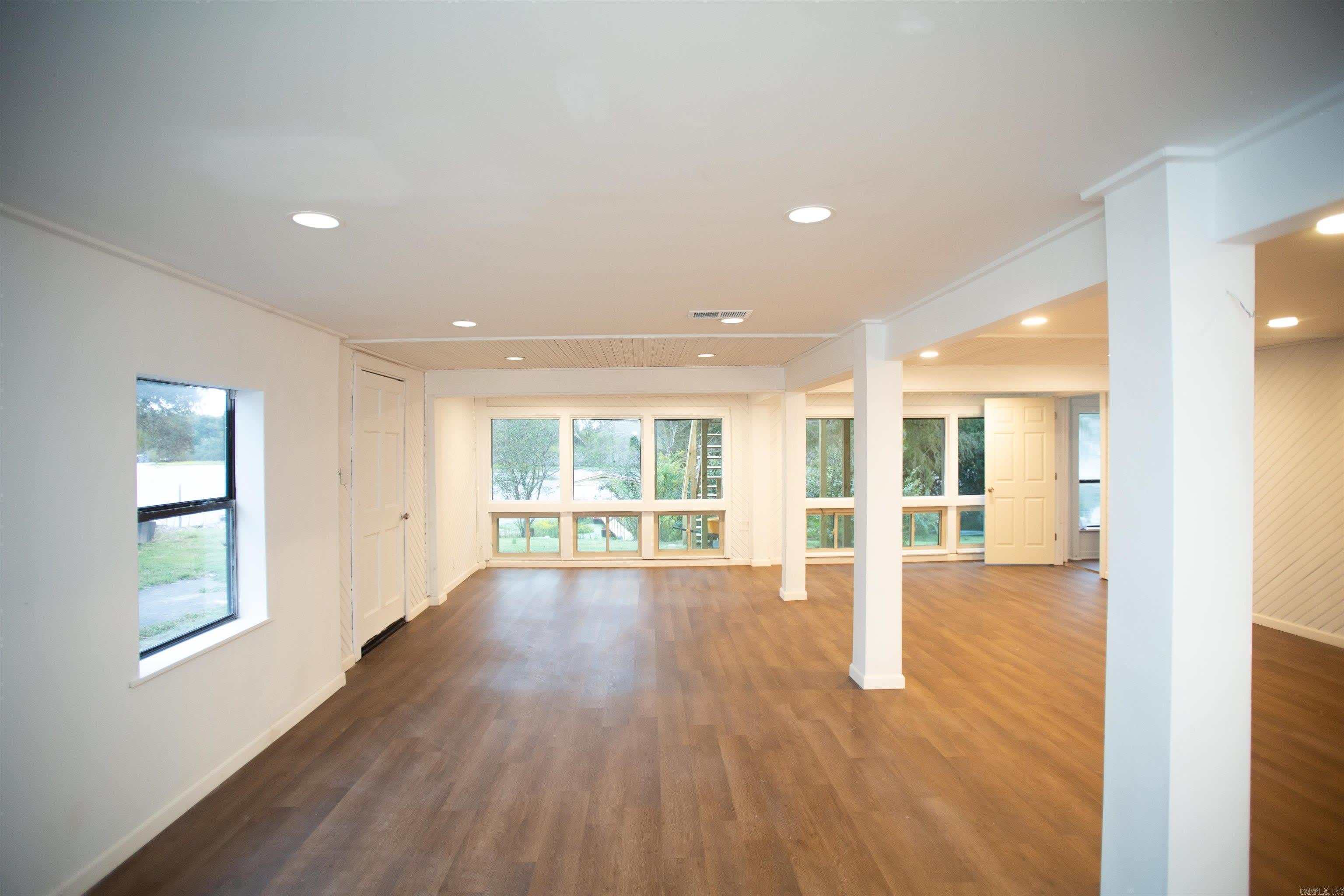 13118 Old River Drive – photo 2