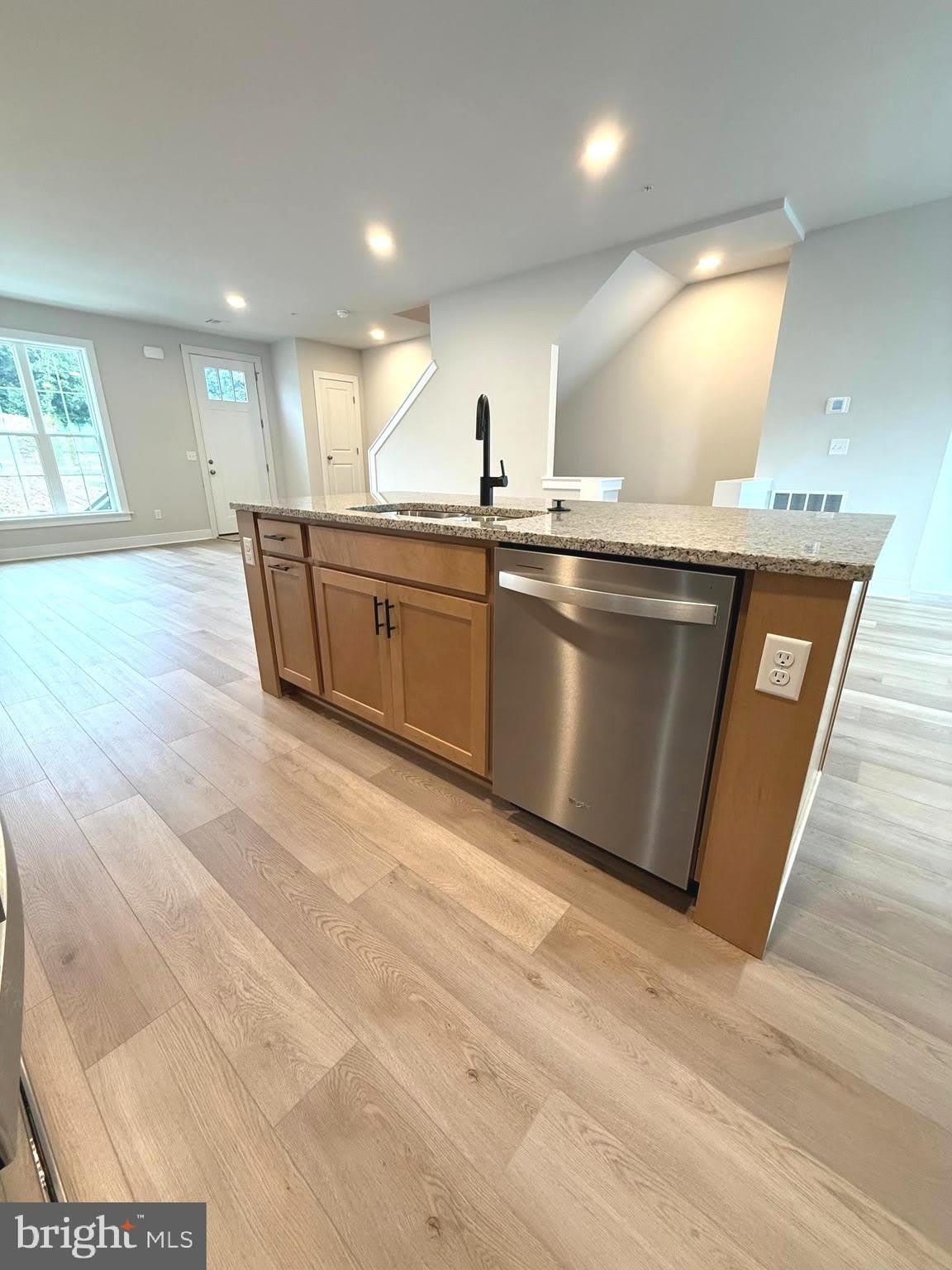 4125 RIDGEVIEW Avenue – photo 5