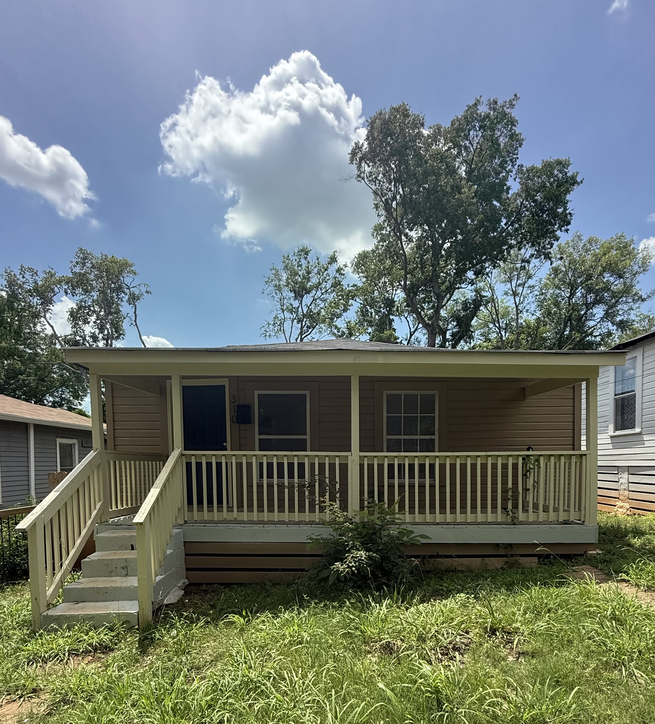 310 Gamma Street South – photo 1