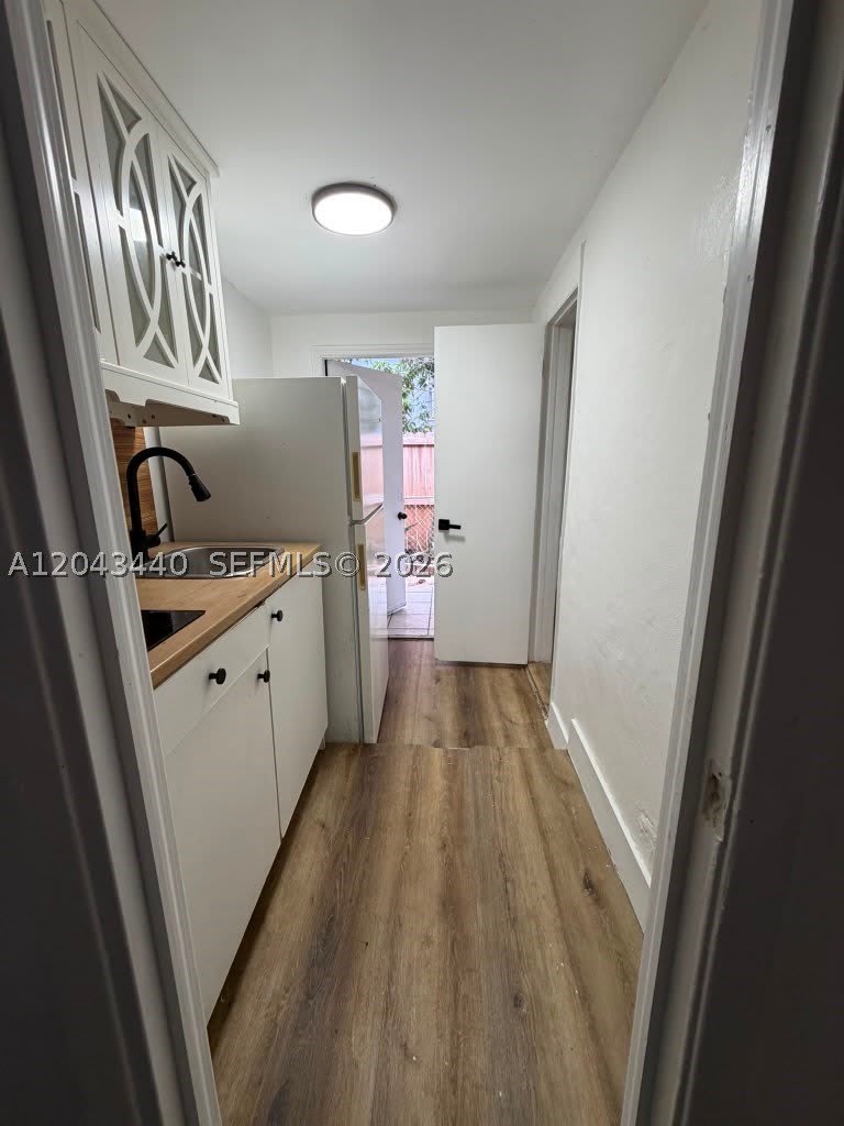 2137 NW 1st Ter – photo 3
