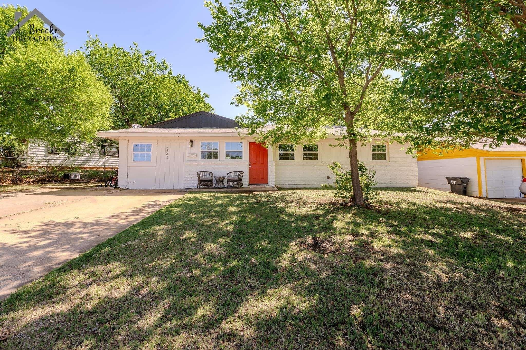 1421 Newhaven Road – photo 4