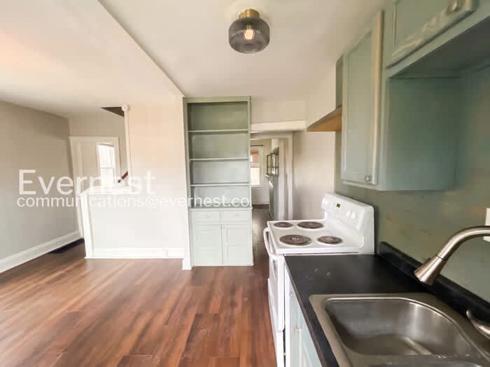 444 East Woodrow Avenue – photo 3