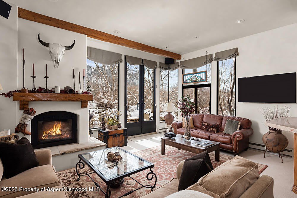 155 Lone Pine Road – photo 2