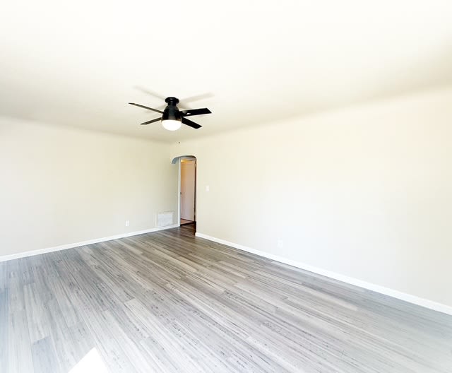 821 South Summit Avenue – photo 4