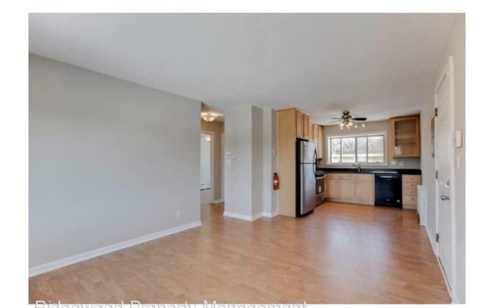 255 Birmingham St Unit 101 – photo 2