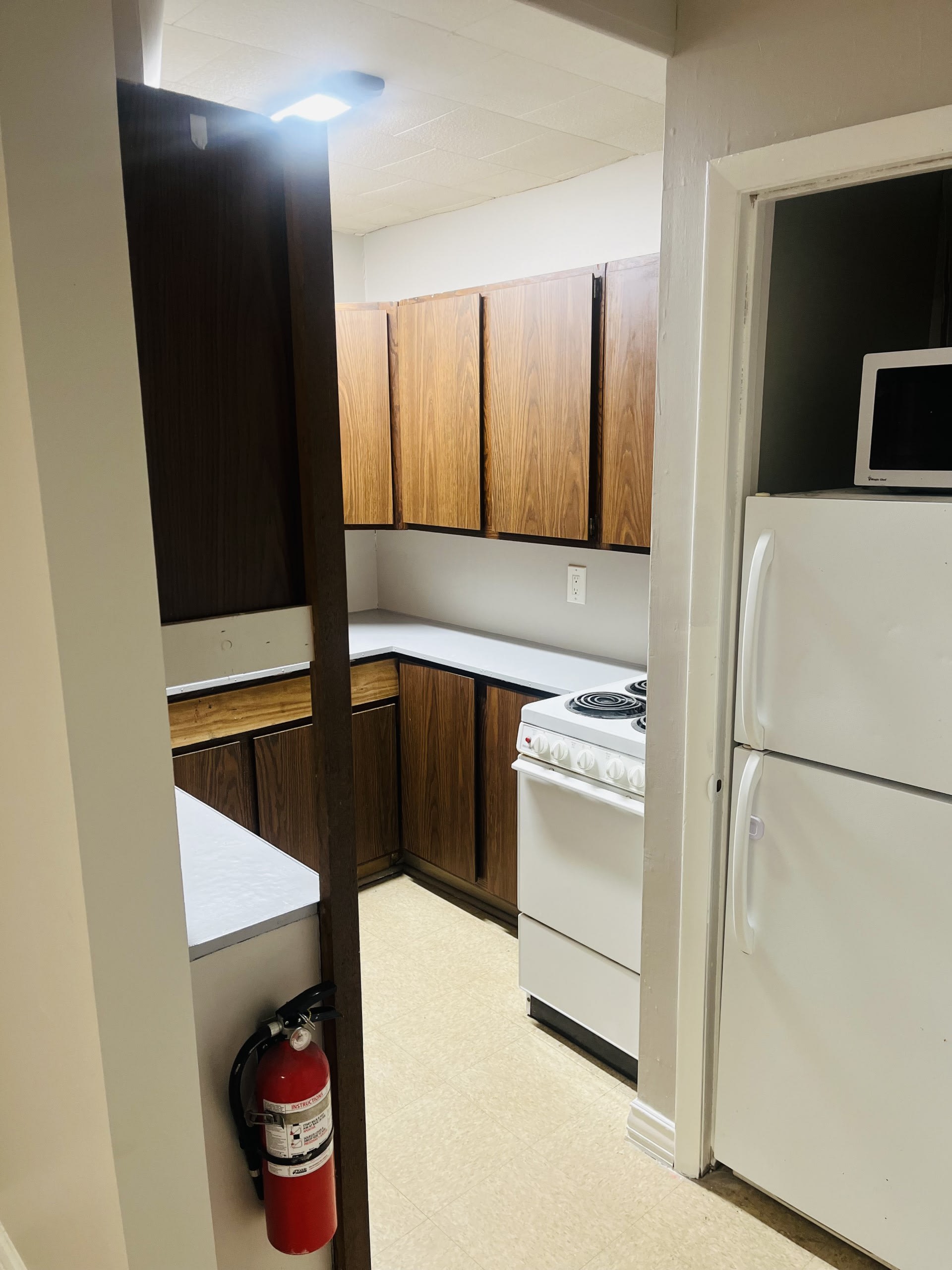 311 N West 2 – photo 5