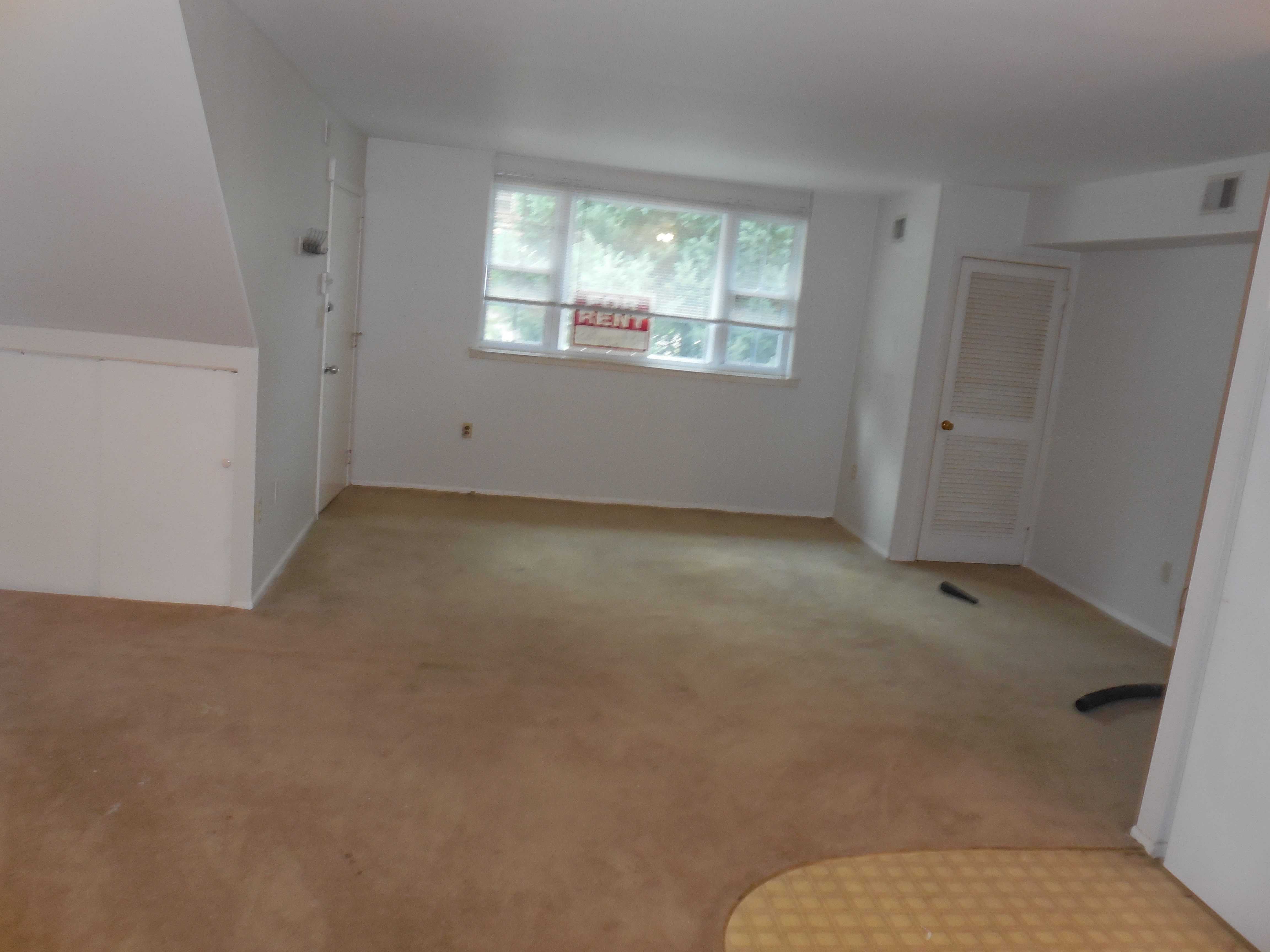 289 Greenough St – photo 4