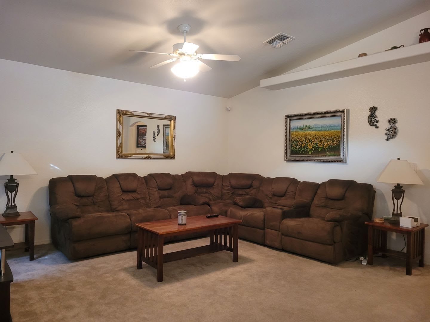 Charming 3-Bedroom Home with Spacious Yard in Rio Lomas – photo 2