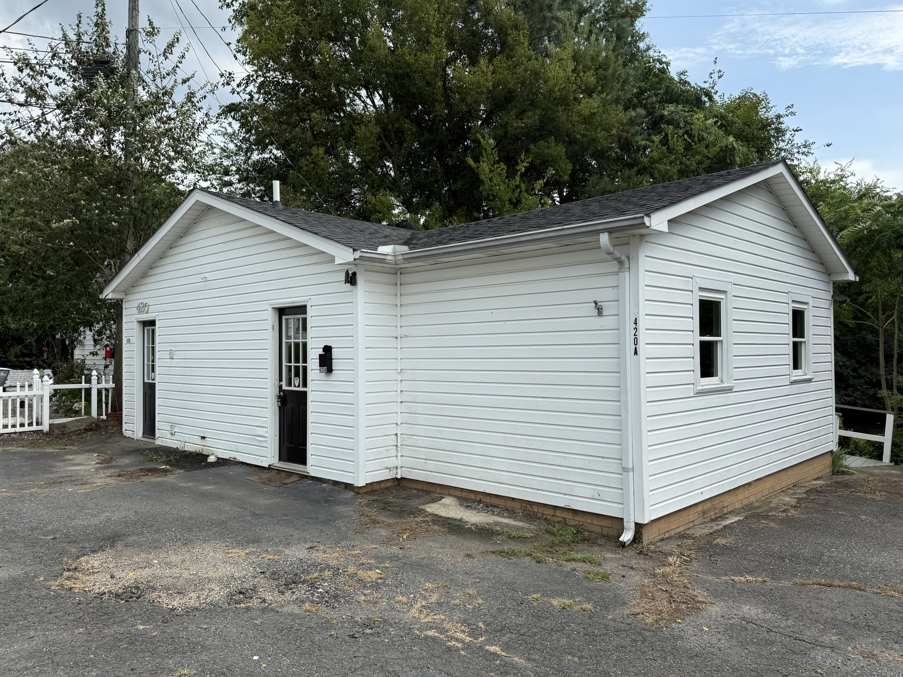 420 A Jackson Park Road – photo 2