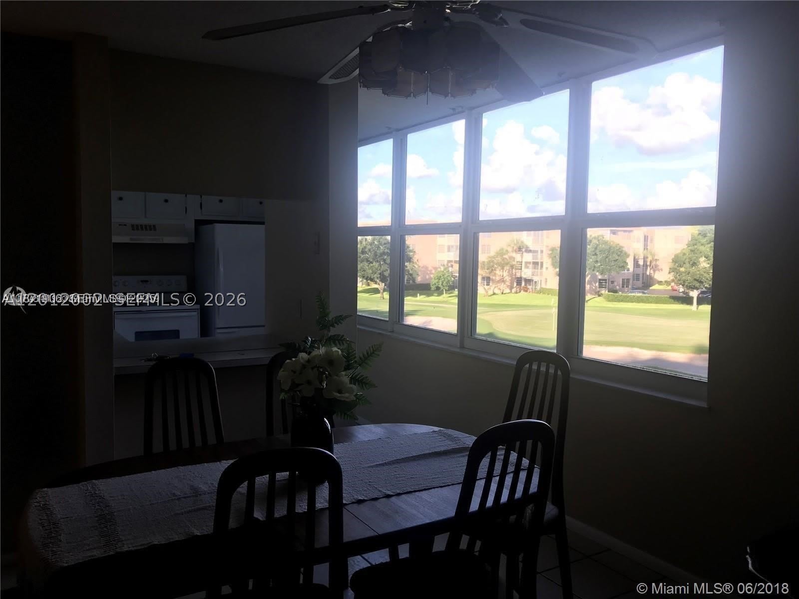 9470 Live Oak Pl – photo 3