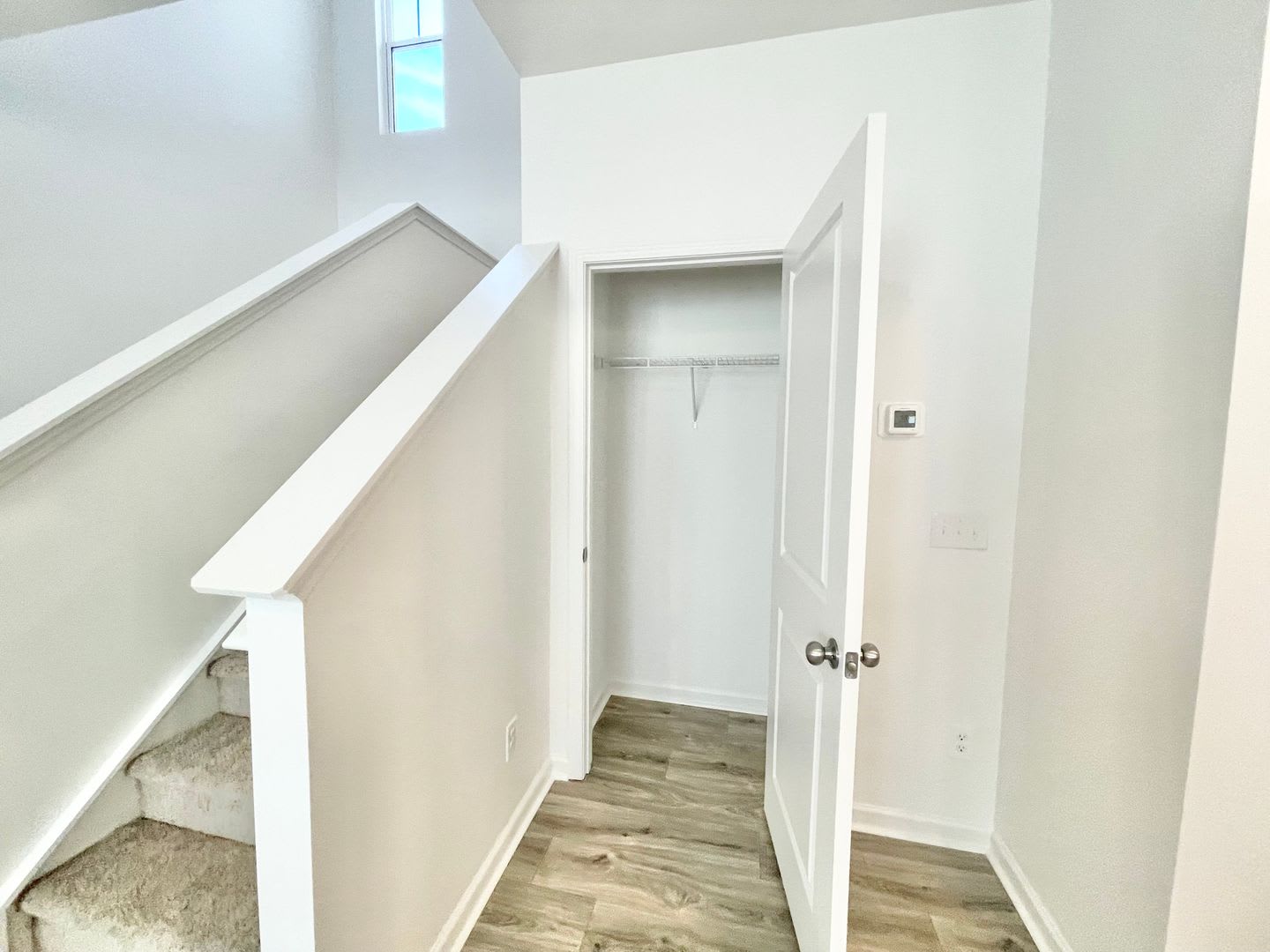 Beautiful 3Br 2 5Ba Home With Owner S Suite Designer Upgrades Available 08 20 – photo 3