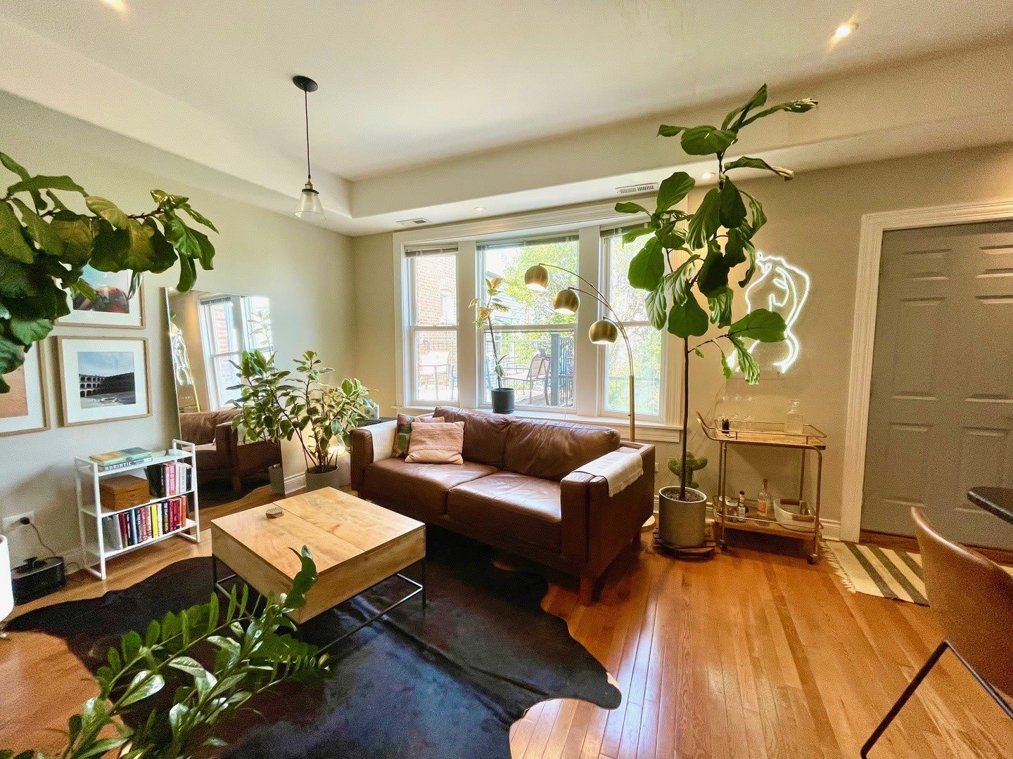 2537 N California Avenue – photo 4