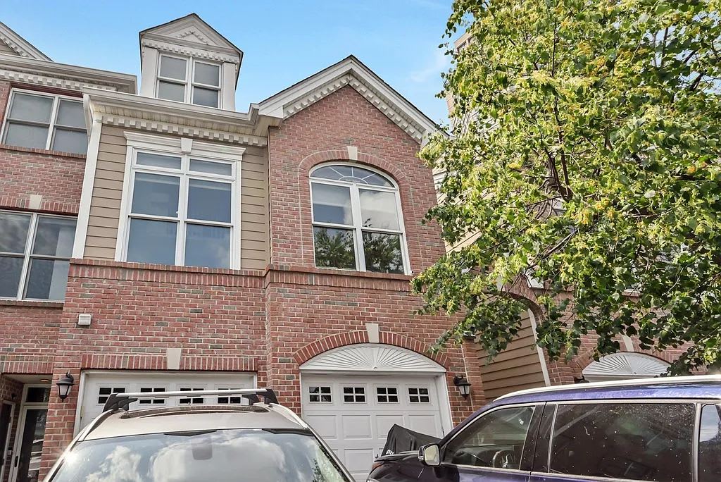 172 Price Court – photo 2