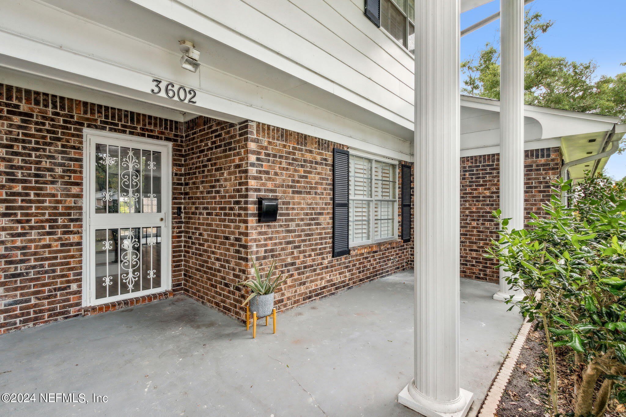9252 SAN JOSE Boulevard – photo 3