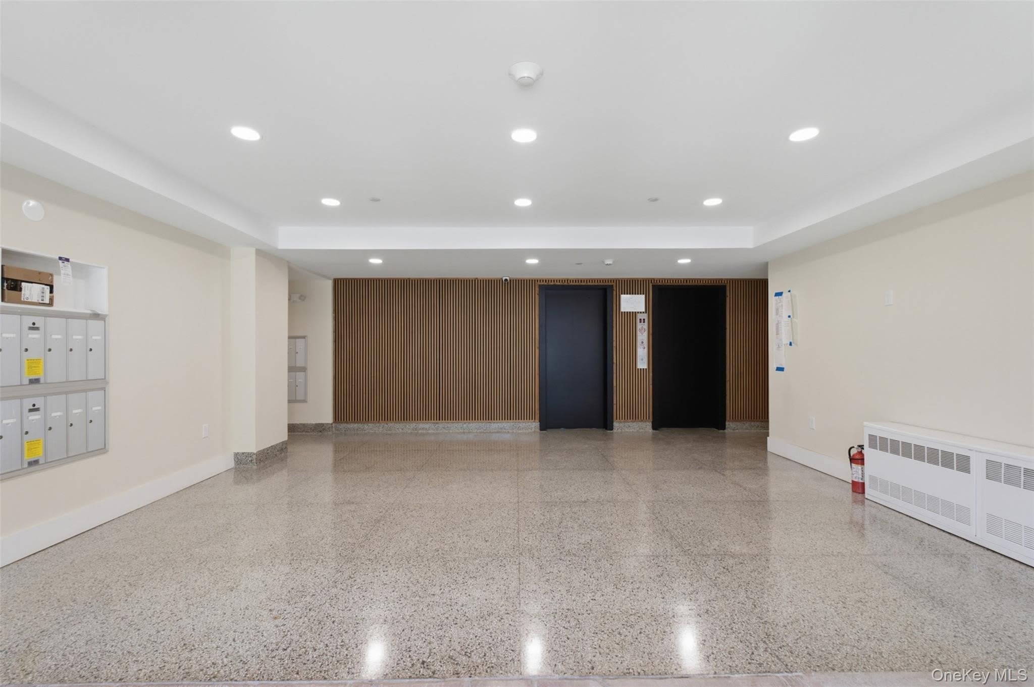 671 Bronx River Road – photo 2