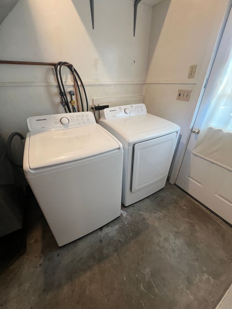 607 S 10th St – photo 2
