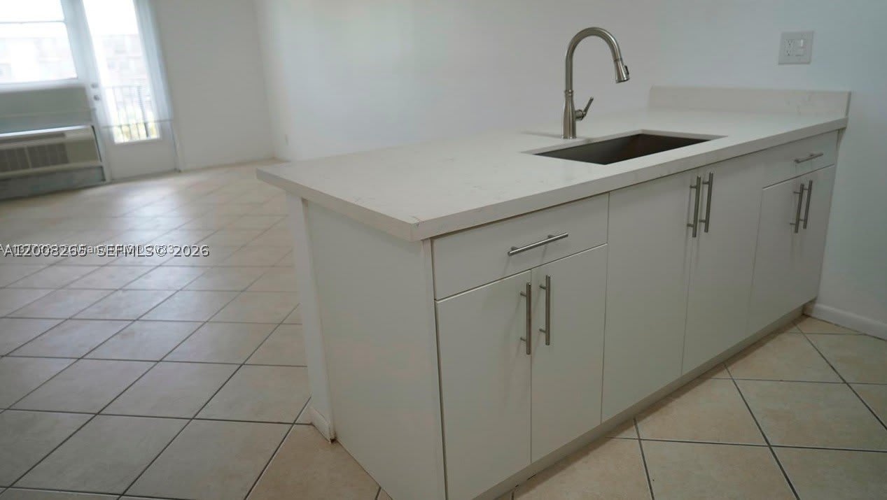 2771 Riverside Dr – photo 5