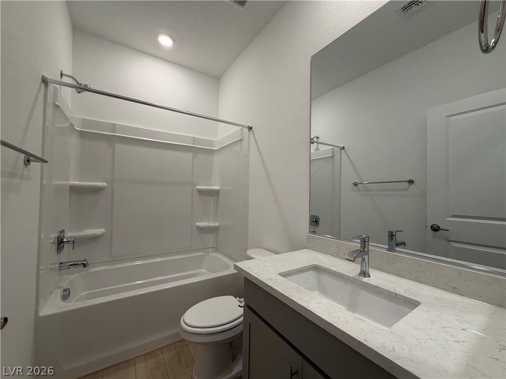 5925 Obsidian Sky Avenue – photo 5