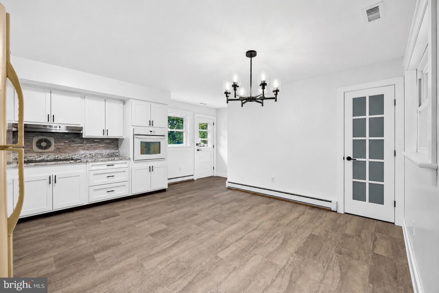 46 BROWNING Avenue – photo 3
