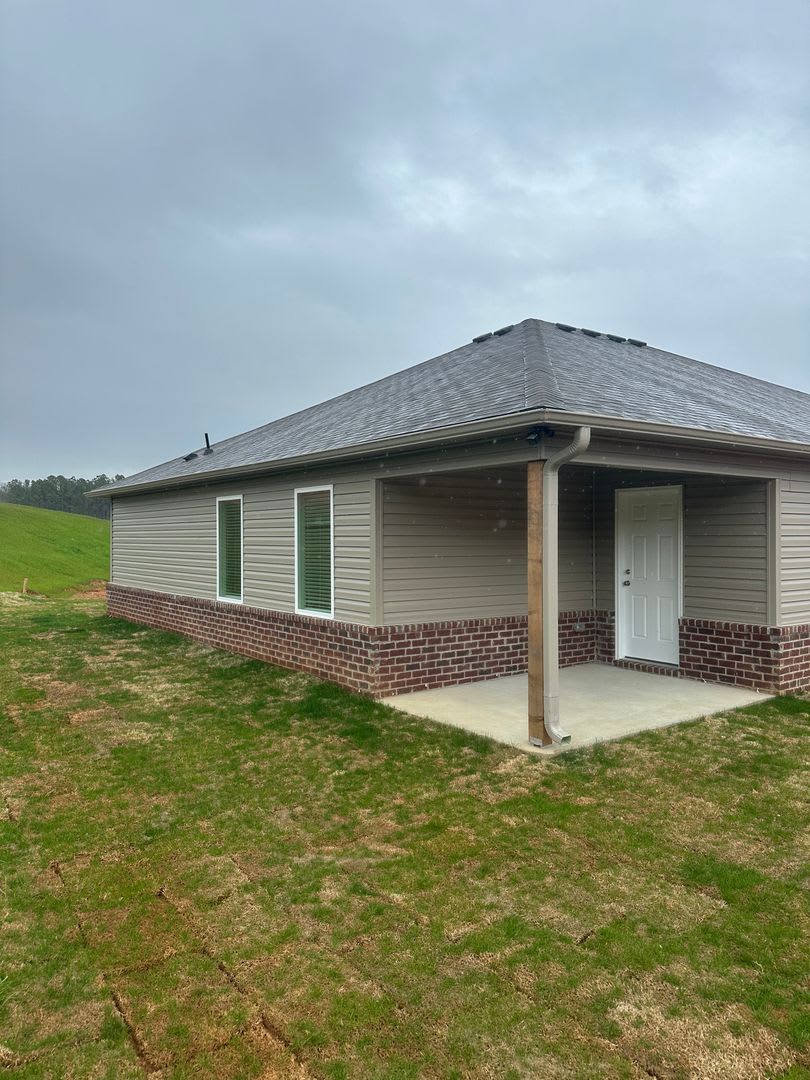 Coming Soon Beautiful 3 Bedroom 2 Bath Home In Deer Brook Crossing – photo 4