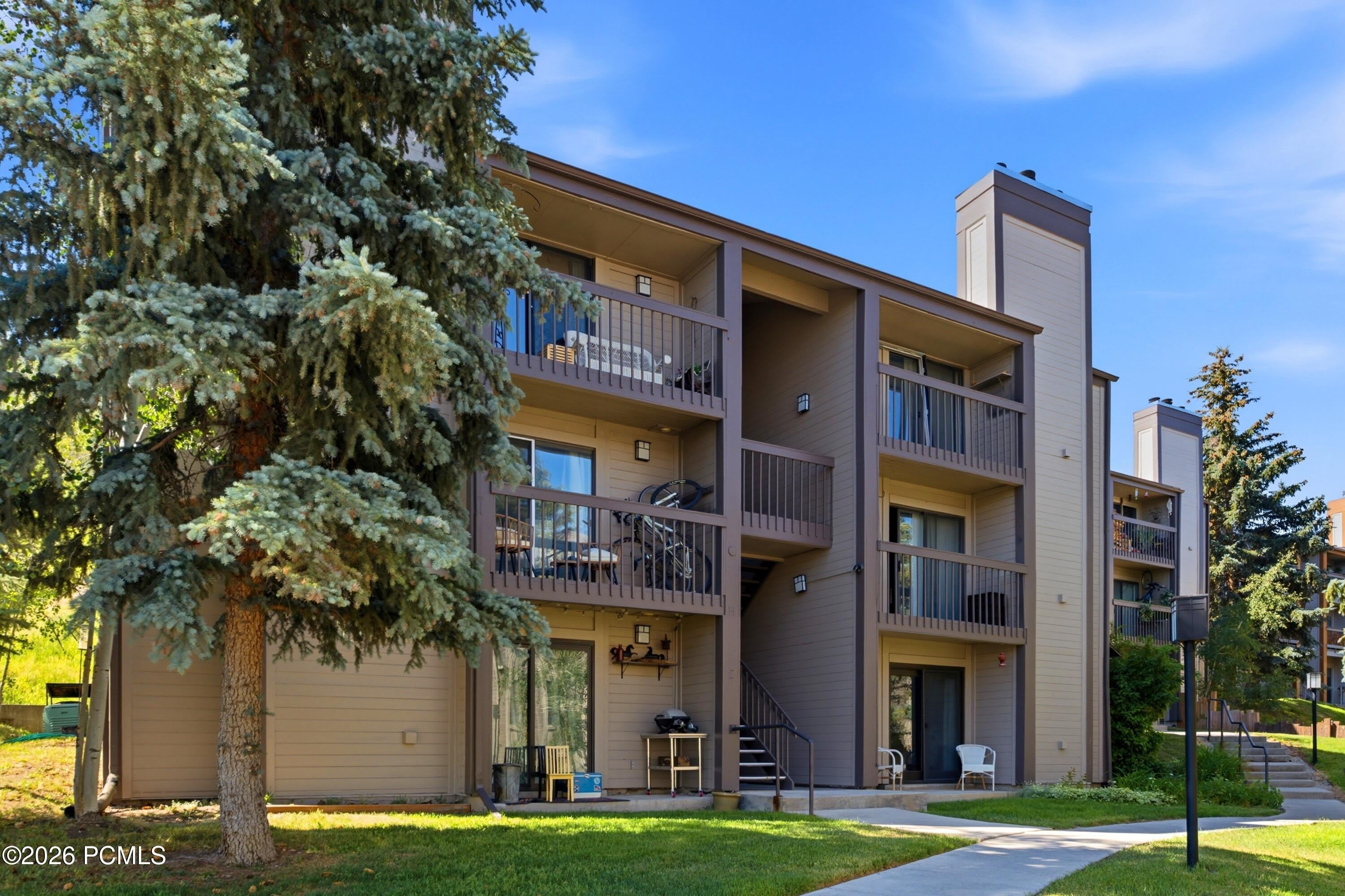 1650 Upper Iron Horse Loop Road – photo 2