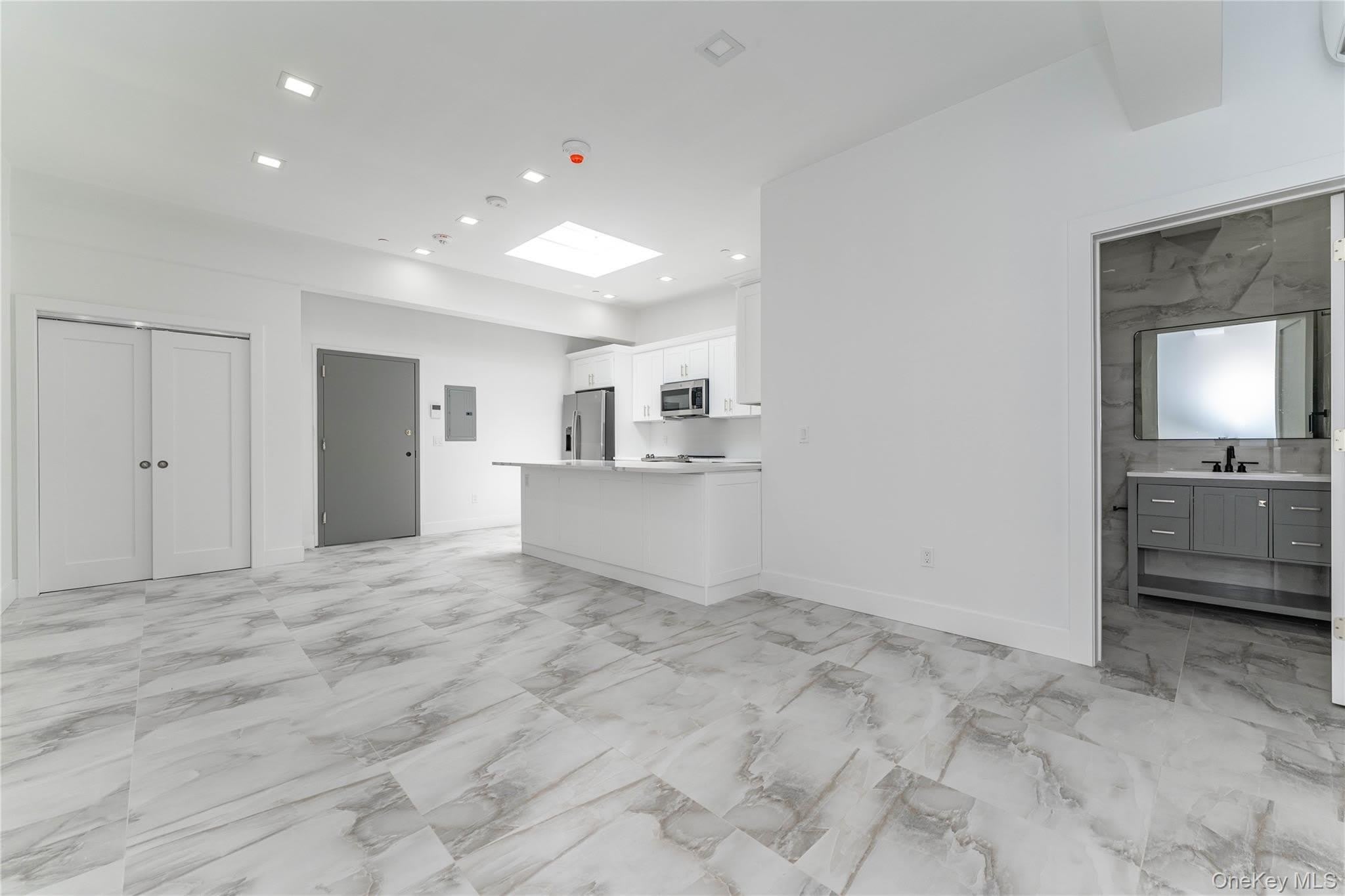 138 E Park Avenue – photo 3
