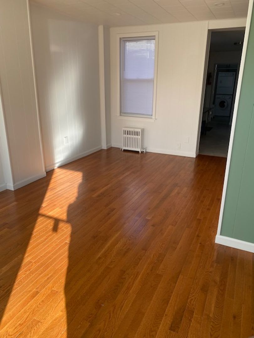COMPLETELY RENOVATED!! – photo 4