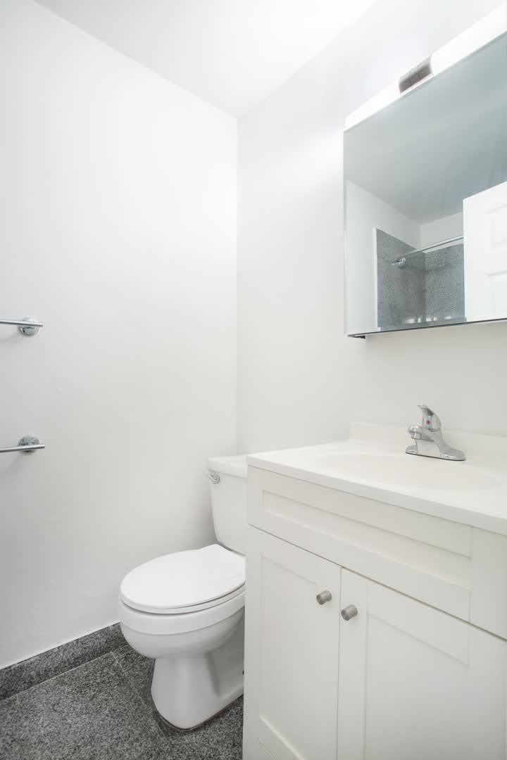 311 East 25th Street – photo 3