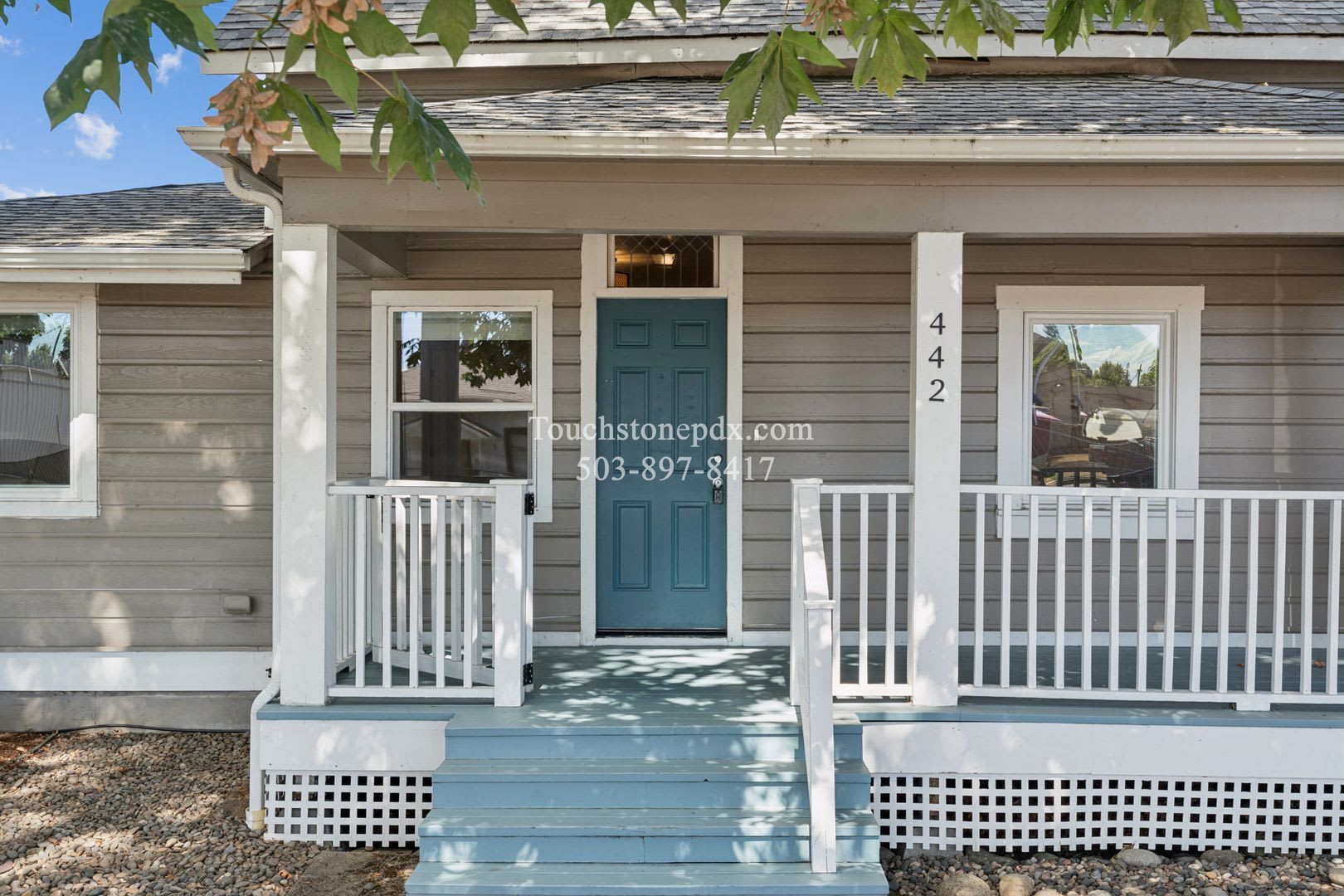 Beautifully Maintained 3BD/2BA Canby Home With Landscaping Included! – photo 3