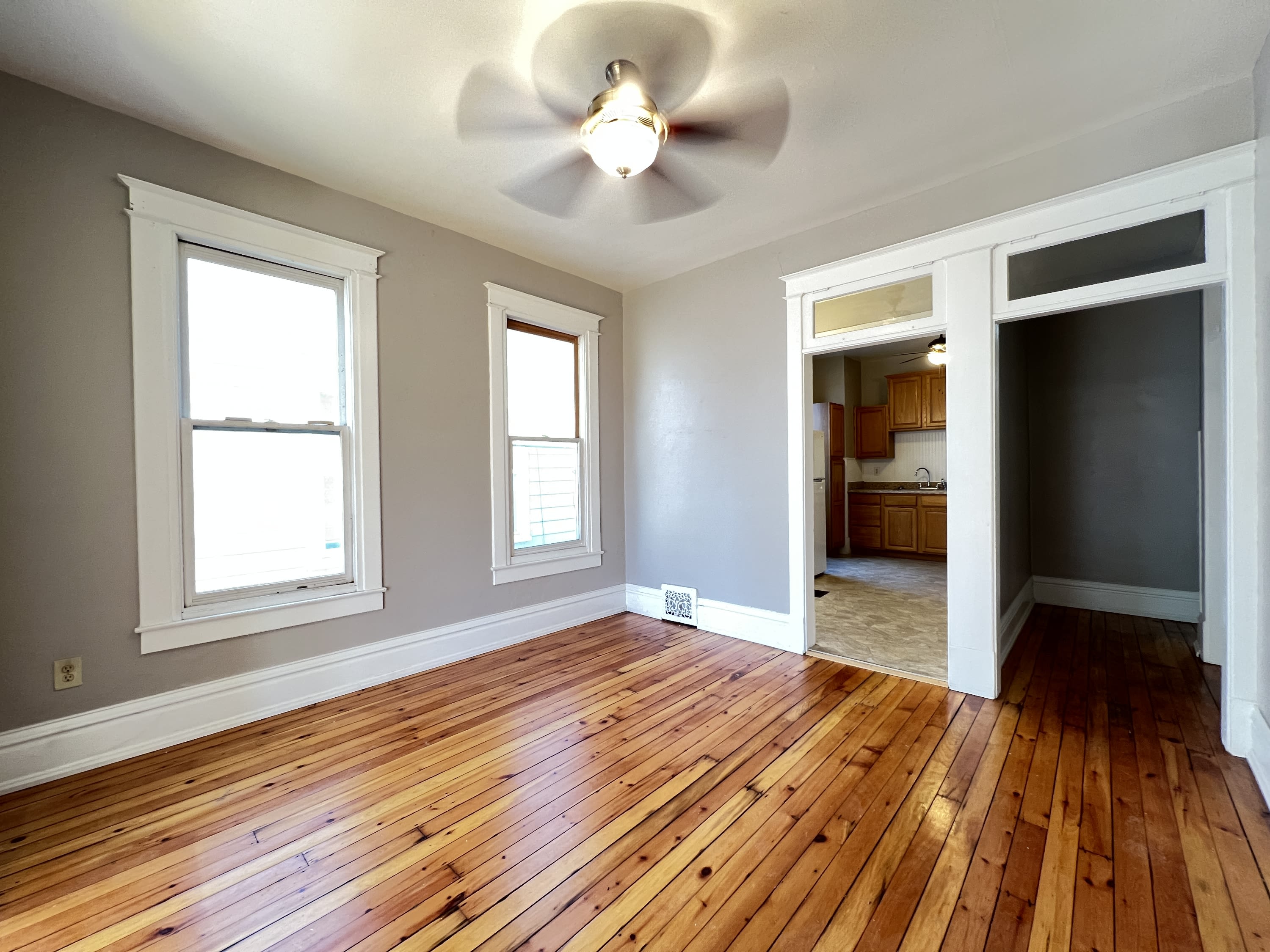 287 Cardiff St. – photo 5