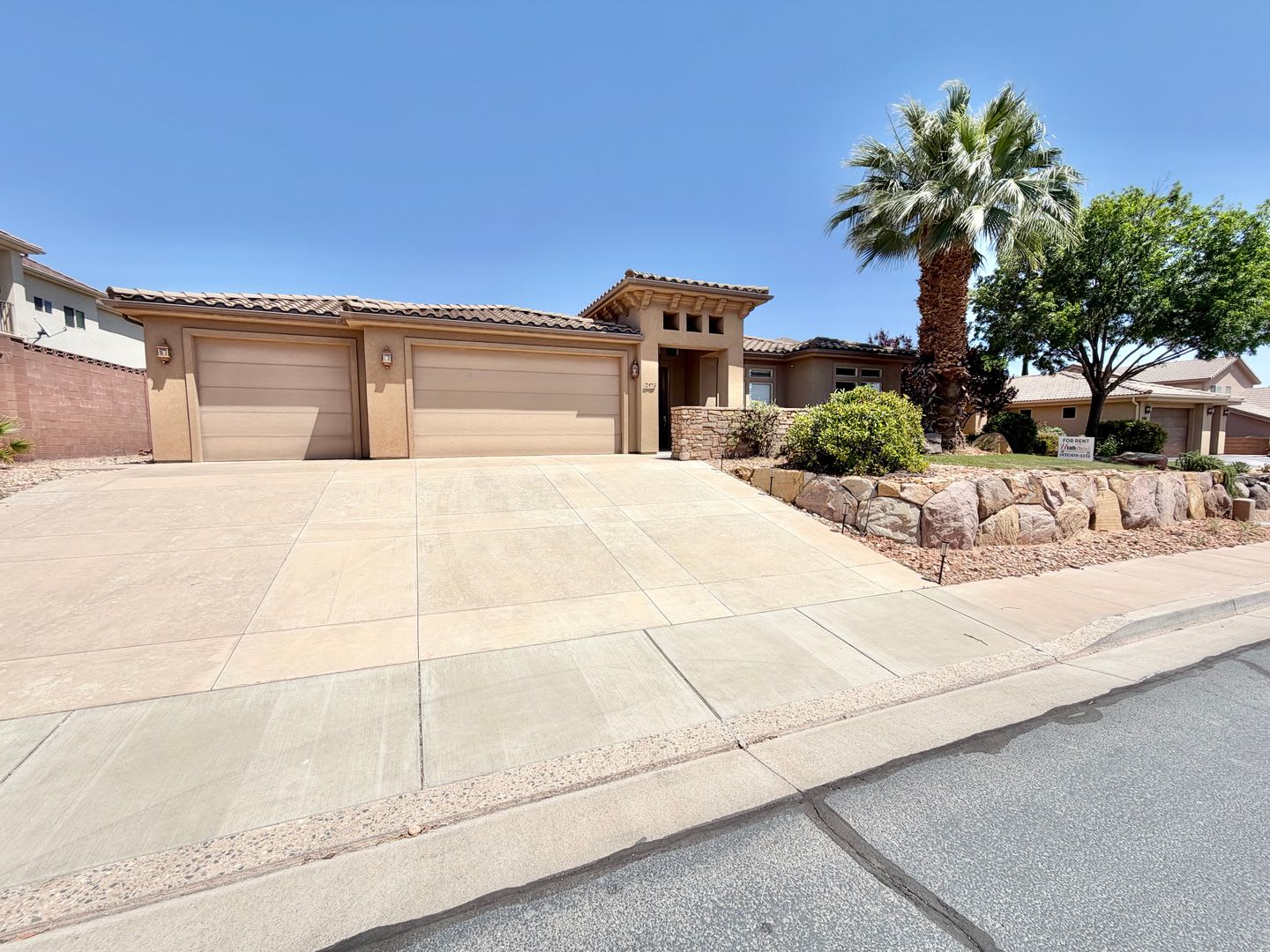 4 bed, 2 bath home in the quiet and desirable Castle Rock subdivision. **PET FRIENDLY** – photo 2