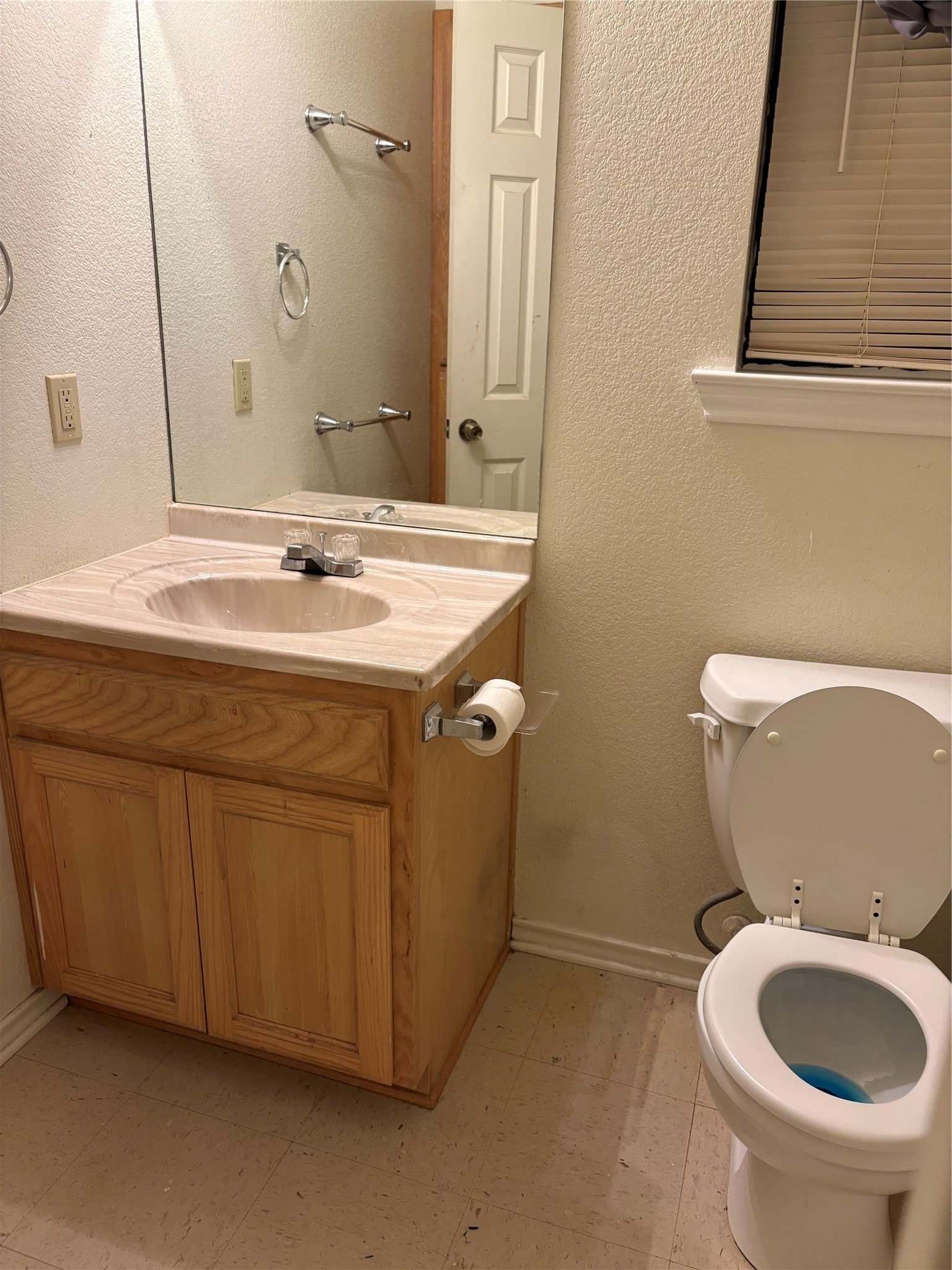 1007 N Howeth Street – photo 4