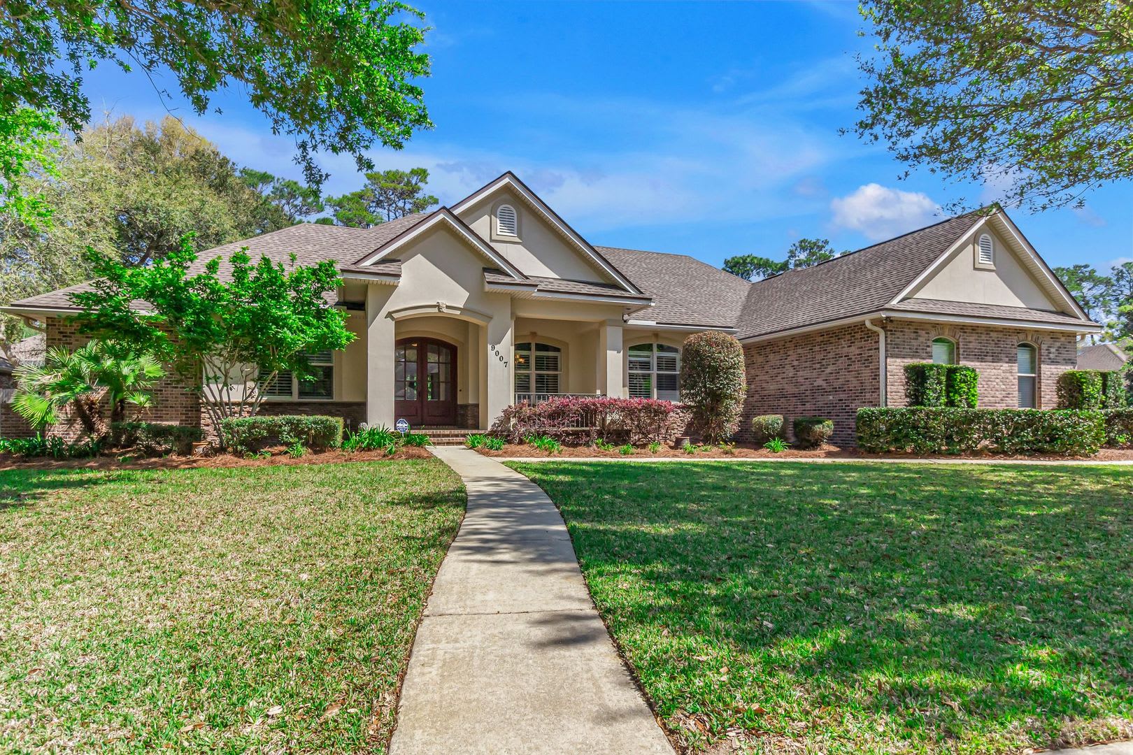 For Lease – Elegant 4BR/3BA Executive Home in Swift Creek – photo 1