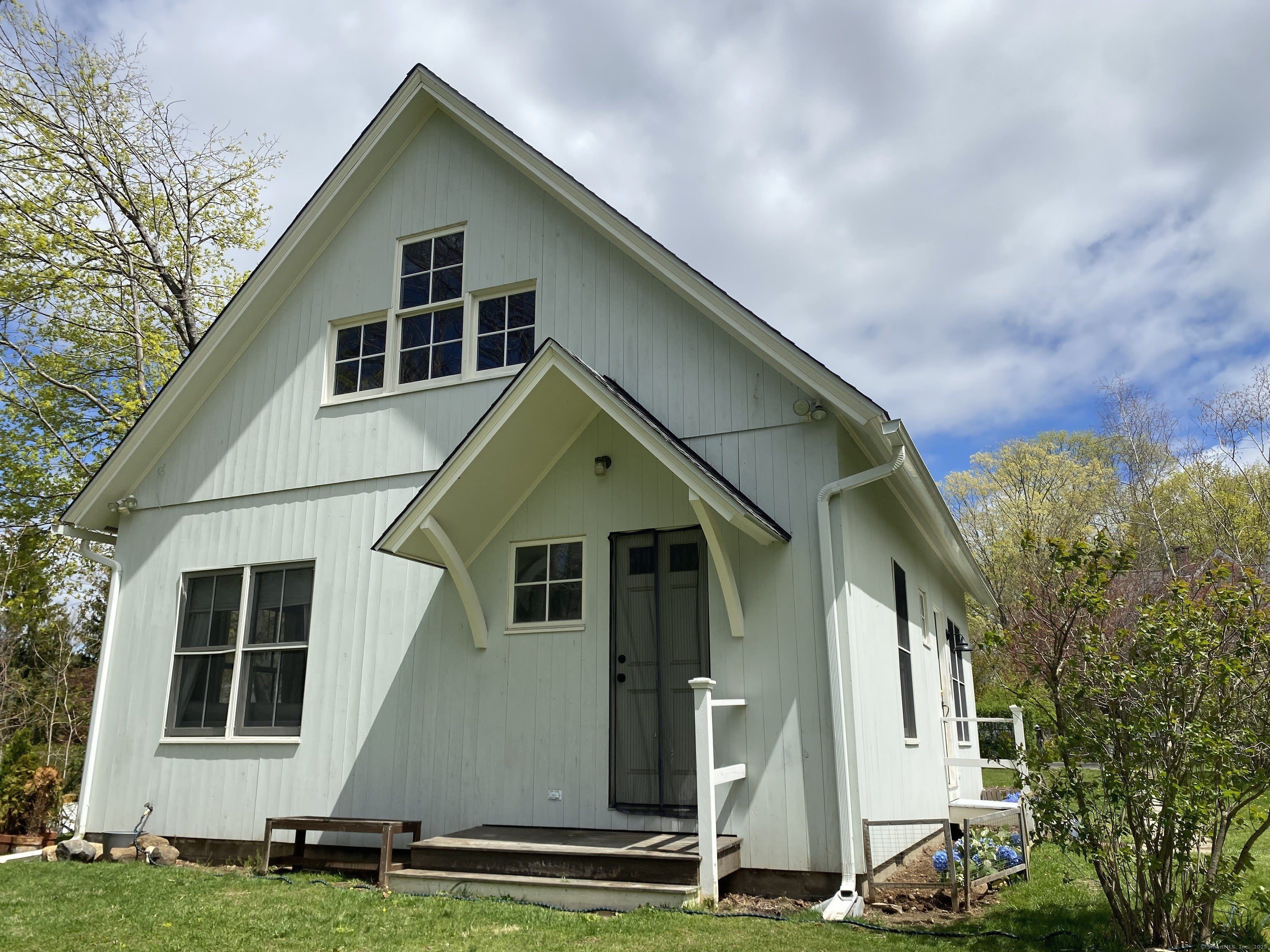 33 Copse Road – photo 1