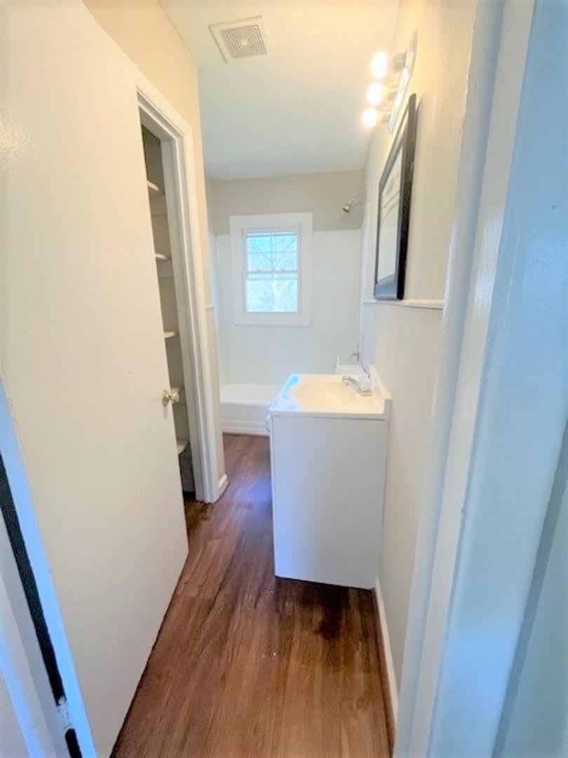 Renovated Duplex Available Now – photo 2