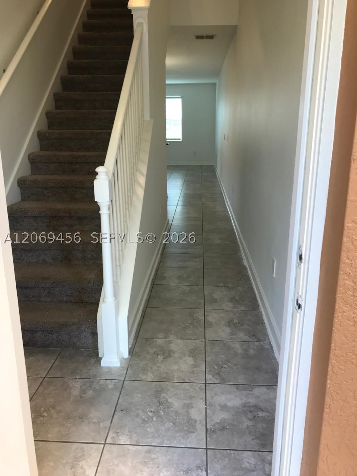 3348 RODRICK CIR – photo 2