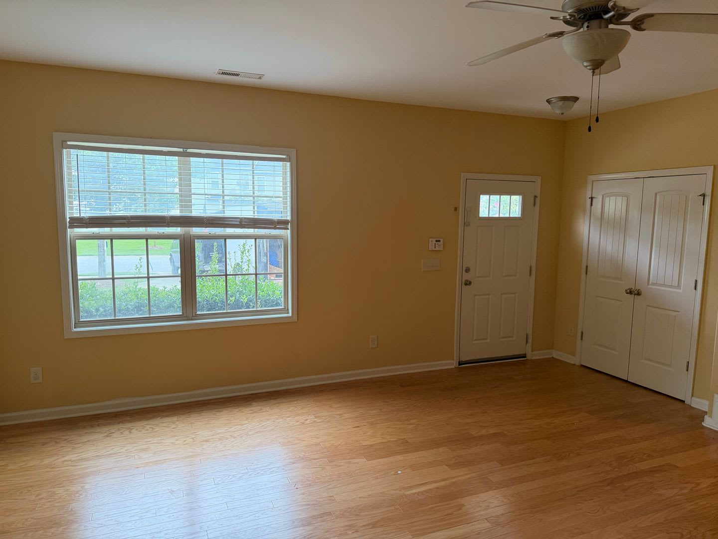 Charming 3-bedroom, 2.5-bathroom home in the heart of Raleigh – photo 3