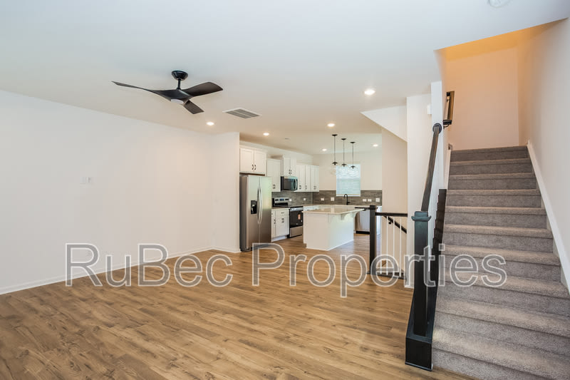 11828 Avocet St – photo 5