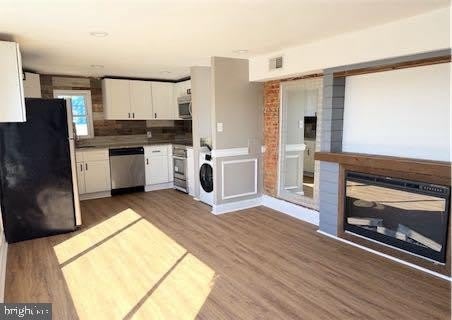 4594 BAKER Street – photo 1