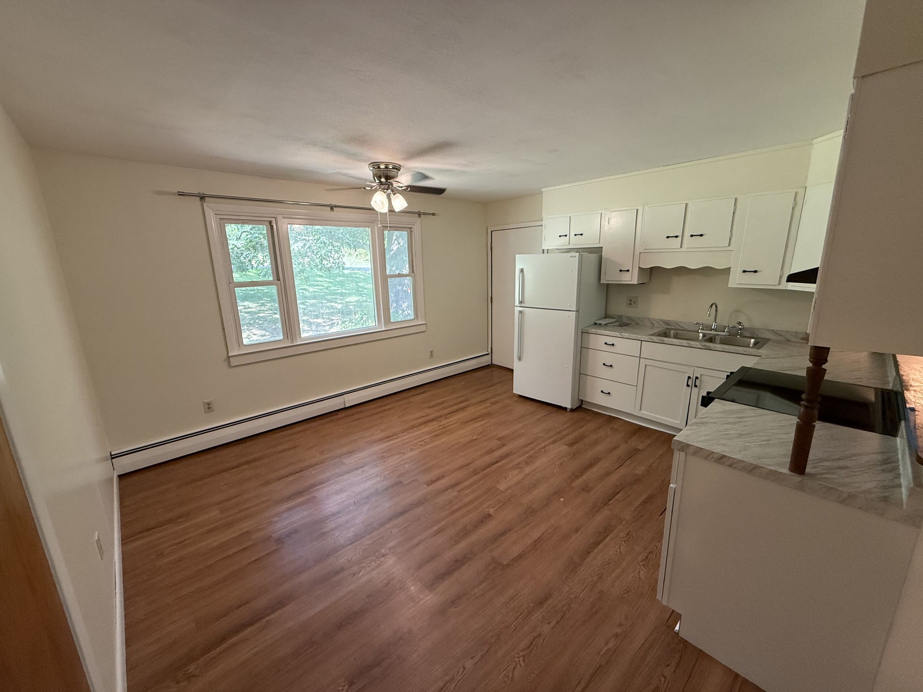 158 INDIAN CREEK RD APT 2 – photo 3