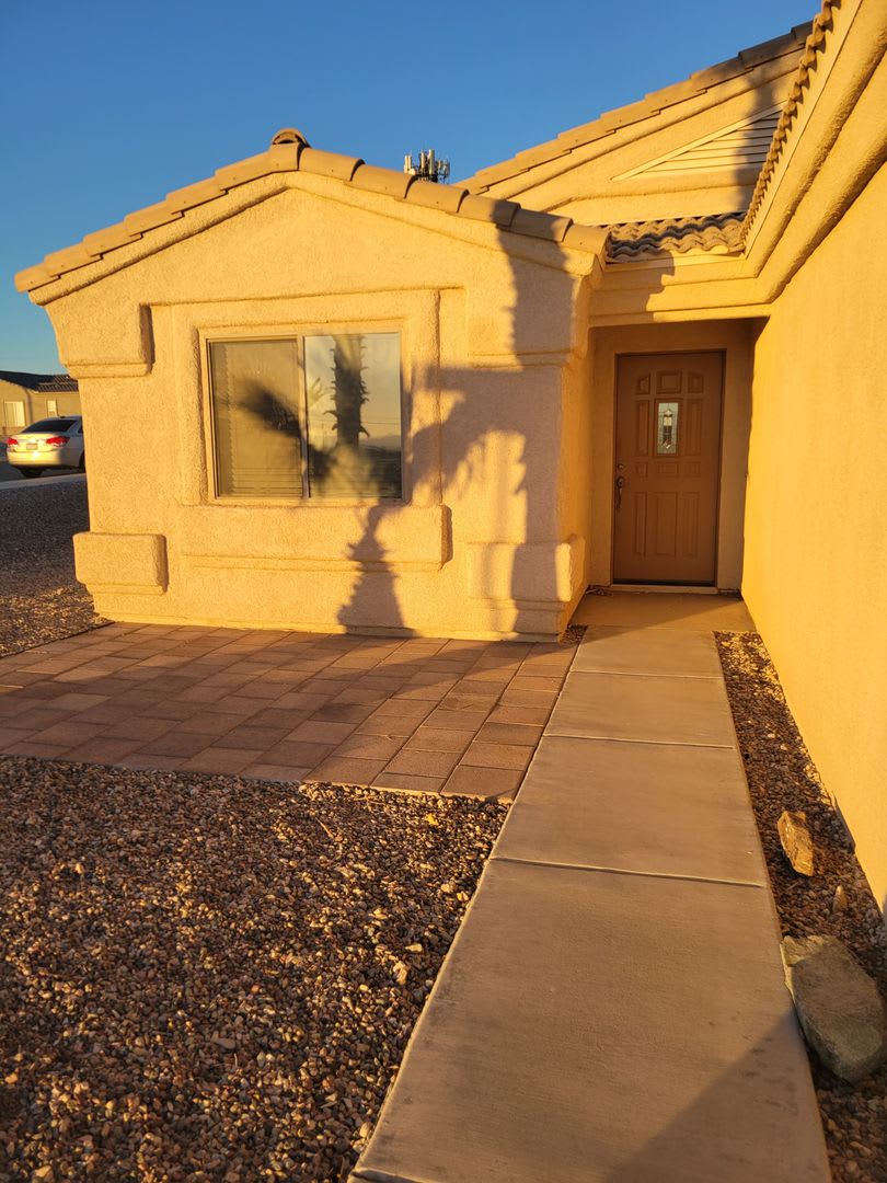 Available October!! Unfurnished Long Term – photo 3
