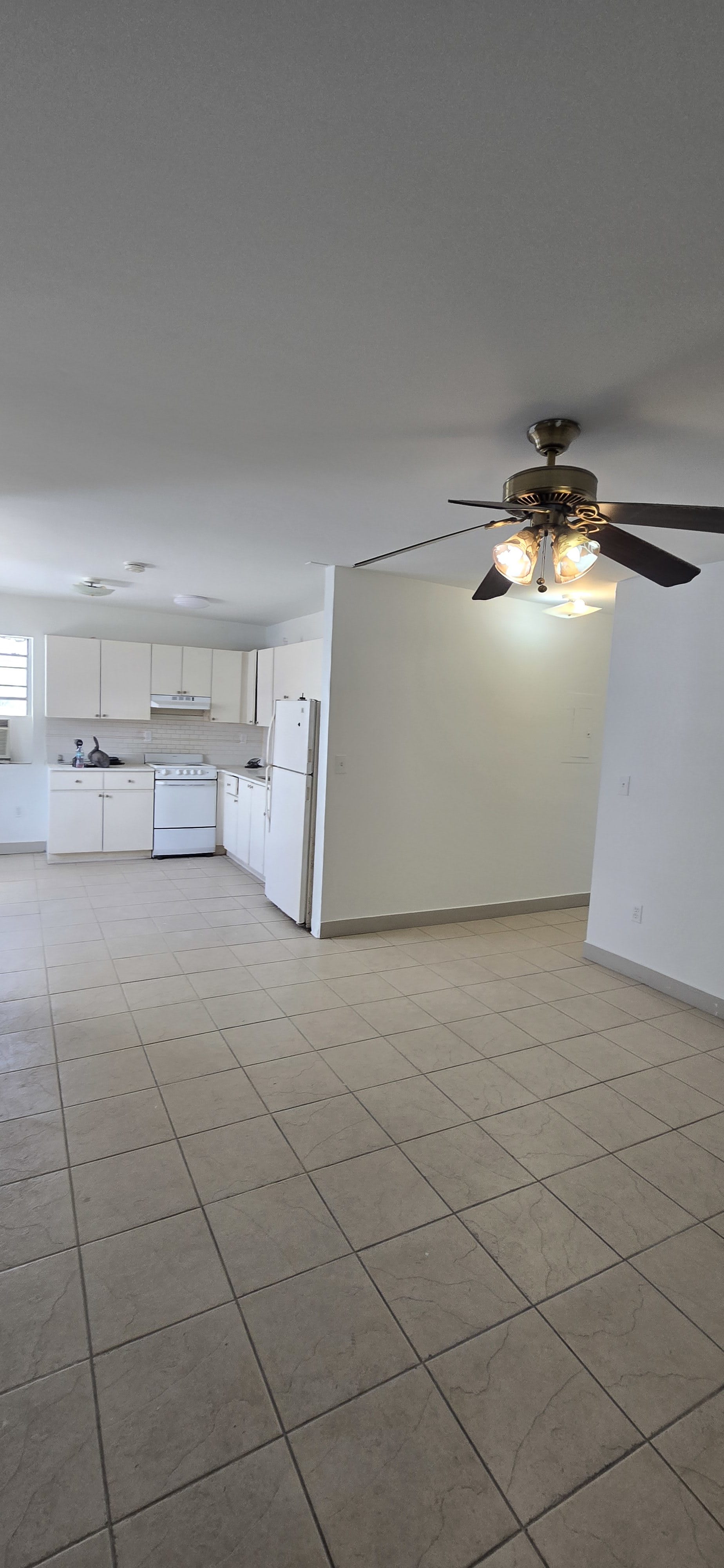 3120 Nw 22nd Ave – photo 3