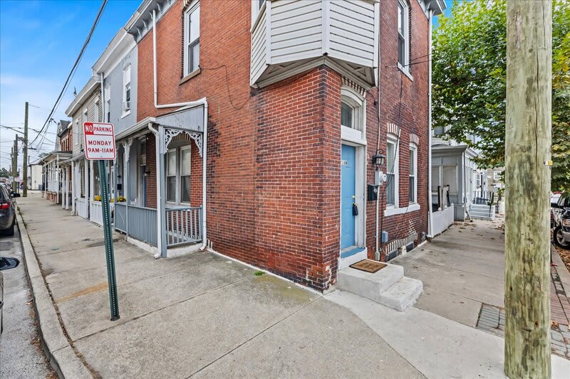 216 North King Street – photo 1