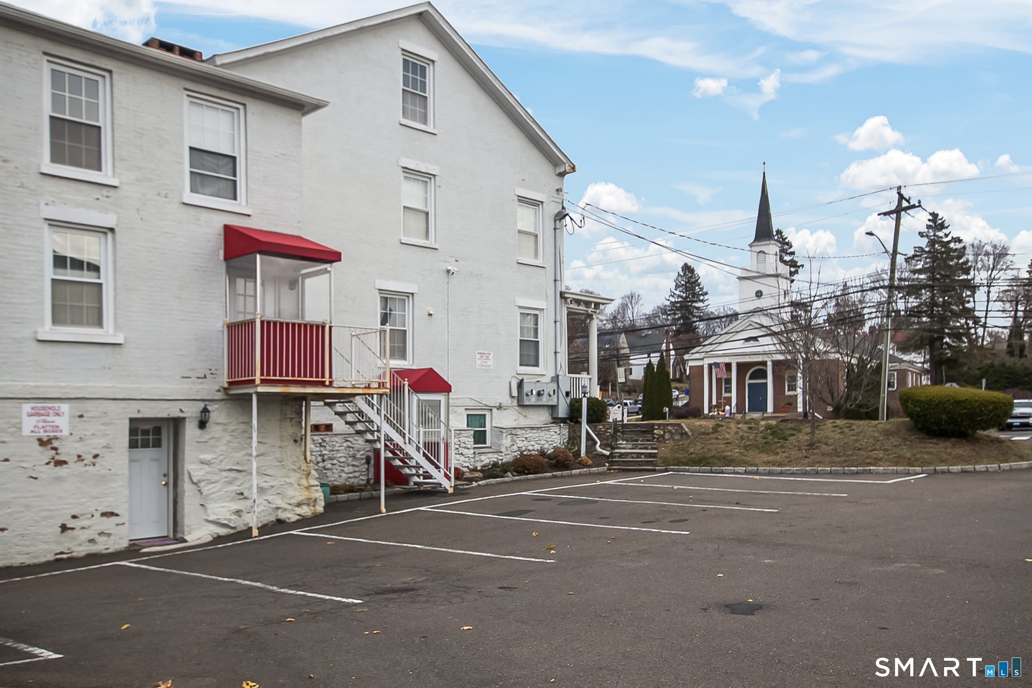 104 East Avenue – photo 3