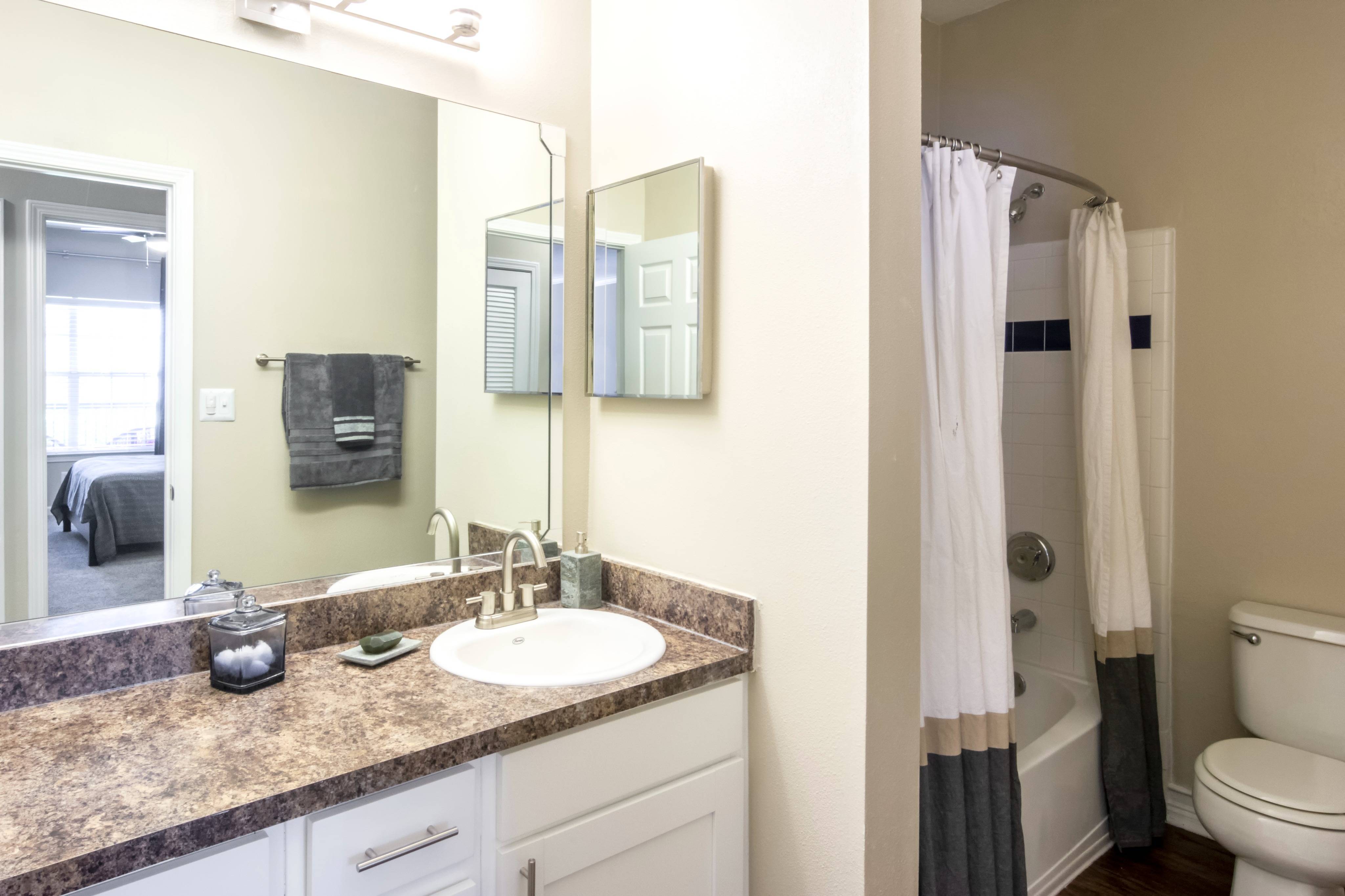Reflections on Sweetwater Apartments – photo 5