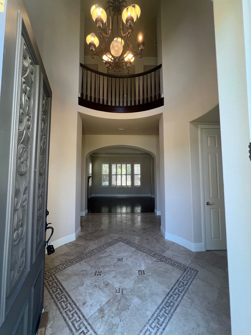 Spectacular Mont Calabasas 5 Bed 5 5 Bath Estate – photo 5