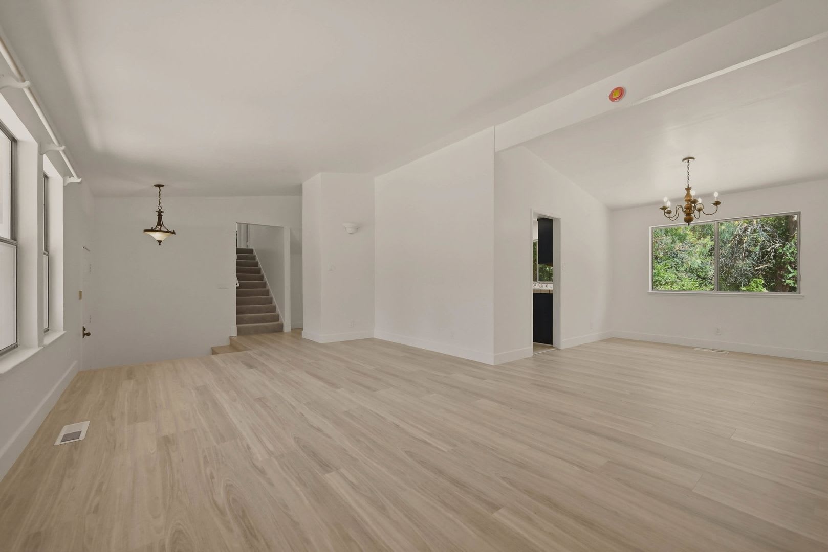 3-Bedroom, 2-Bath Brown's Valley Home with Separate Owner Suite – photo 5
