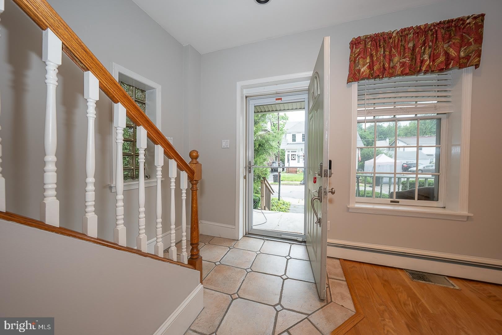 212 ELM Terrace – photo 2