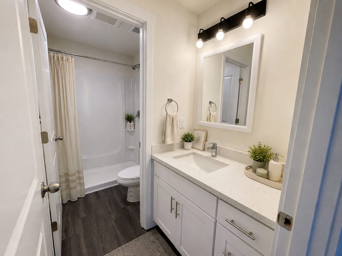 Iris Apartments – photo 5